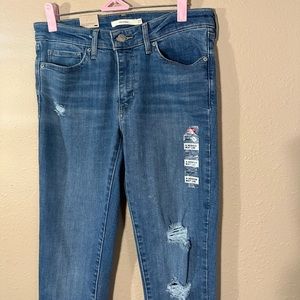 Levis NEW 711 Skinny Jeans